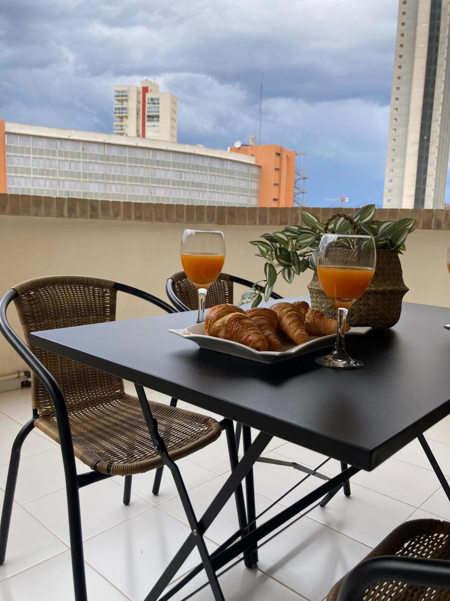 Apartamento Playa Levante Benidorm Ngoại thất bức ảnh